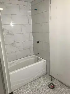 Tiled Tub in Ottawa Grouted