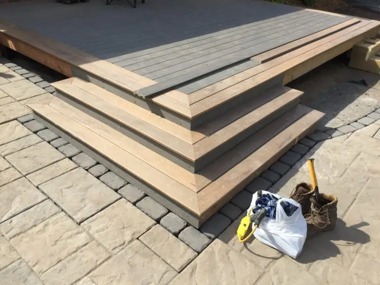 Composite deck in Ottawa with wrap around stairs