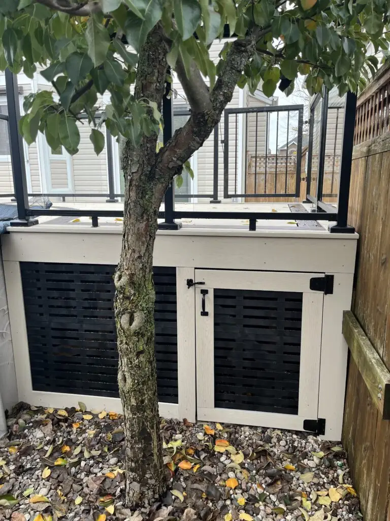 PVC deck Ottawa with access door to underside